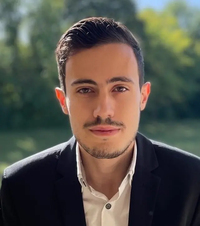 photo de Dylan Carleiro notre Chargé d'affaires clinique